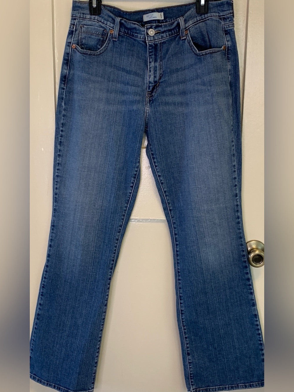 Levi’s 515 Bootcut Medium Wash Denim Jeans